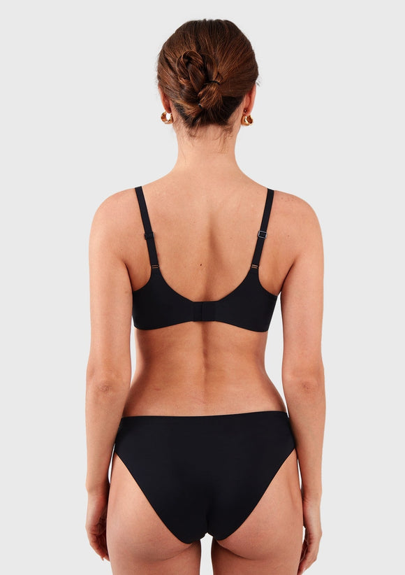 Braveaf Ada Buttery Soft V-Neck Wireless Comfortable Bra No Underwire Supportive T-shirt Push Up Bralettes Plunge Seamless